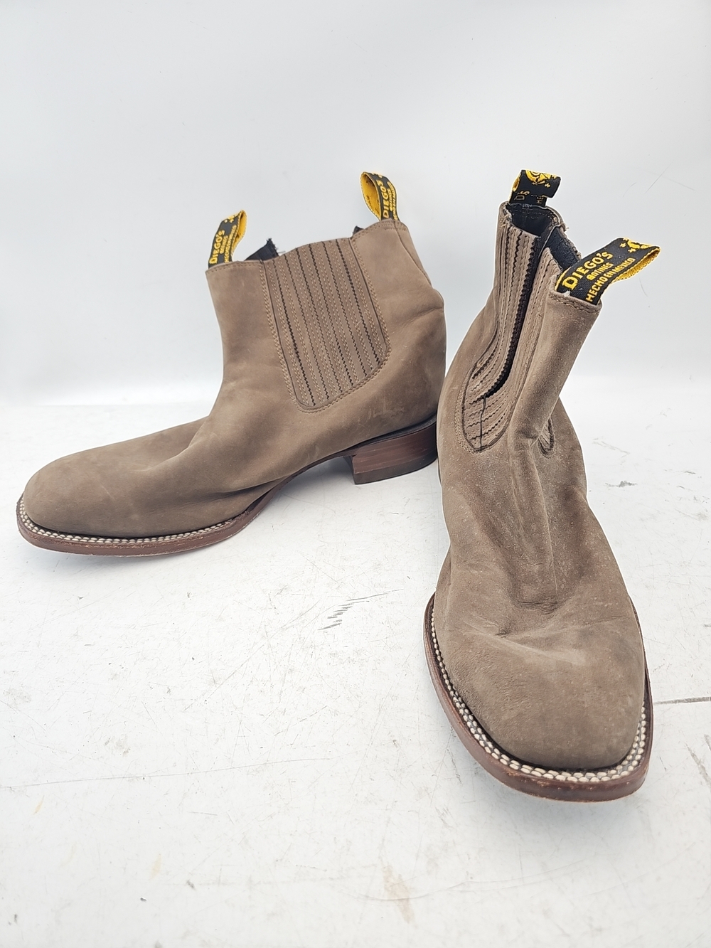 Diego's Men's Brown Suede Chelsea Boots